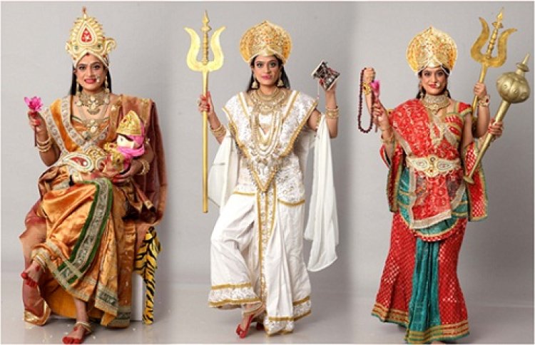 माँ दुर्गा के नव अवतार का फोटो शूट एक दिन में करने वाली पहली एक्ट्रेस हैं एकता जैन