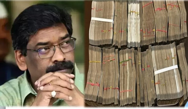 हेमंत सोरेन के दिल्ली आवास से भारी मात्रा में नकदी बरामद, लग्जरी कार जब्त