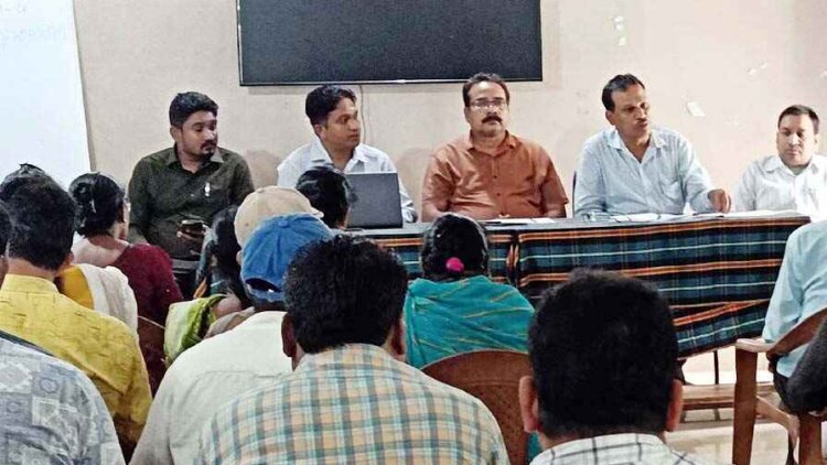 मैनपुर में बालवाड़ी कार्यक्रम की समीक्षा, बच्चों की प्रगति और भविष्य की कार्य योजना पर विचार, बुनियादी शिक्षा को मजबूत करने अहम् कदम उठाने का संकल्प