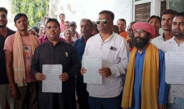 गांव में श्मशान घाट के मठ को तोड़ने एवं शमशान घाट में कब्जा करने के खिलाफ कार्रवाई के लिए ग्रामीण एकजुट, CKS ने मुख्यमंत्री ने नाम सौंपा ज्ञापन