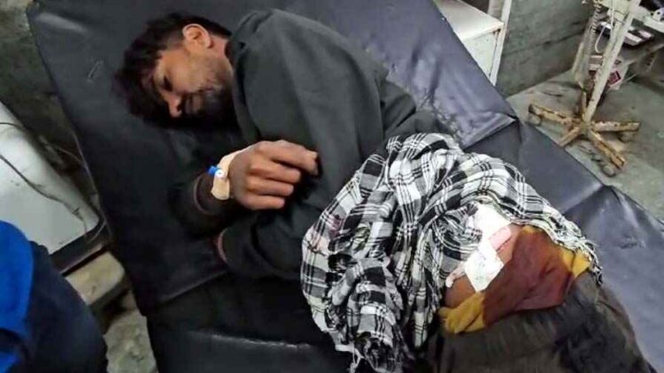 दहशत के साए में जीने को मजबूर जनता, चाकूबाजी के बाद दिनदहाड़े 50 हजार की लूट, टाइल्स मिस्त्री गंभीर रुप से घायल, आरोपी फरार