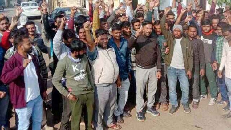 70 वार्ड में सफाई व्यवस्था ठप, हड़ताल पर 1 हजार से ज्यादा ड्राइवर्स, बोले- ठेकेदार हमारी सैलेरी खा रहे, हमें नियमित करे सरकार