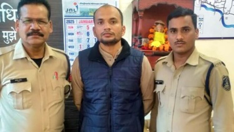 व्हाट्सएप ग्रुप के जरिए हुई दोस्ती, फिर शादी का झांसा देकर किया दैहिक शोषण, अब विवाह से इंकार, पुलिस ने आरोपी को 12 घंटों के भीतर गिरफ्तार कर भेजा जेल