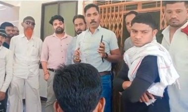 राजिम कुंभ कल्प में दुकान लगाने की बात को लेकर व्यापारियों ने किया प्रदर्शन, 2000 से ज्यादा दुकानदारों ने दूकान लगाने से किया मना