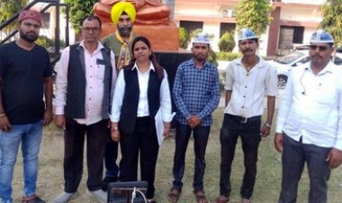 बीजेपी नेता की गुंडागर्दी के खिलाफ आम आदमी पार्टी ने खोला मोर्चा, कलेक्टर से मिलकर लगाई इन्साफ की गुहार, फिर से चुनाव कराने की मांग