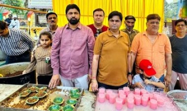 चेटीचंड पर्व पर सिंधी समाज ने किया श्रद्धालुओं को शरबत व चना प्रसाद वितरित, धार्मिक उत्साह और भक्ति भाव के साथ निकाली भव्य शोभा यात्रा