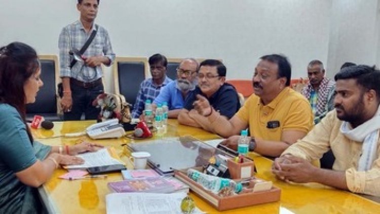 चौपाटी हटाने और संपत्ति कर में ब्याज माफ करने सत्यमेव जयते फाउंडेशन ने दिया ज्ञापन, महापौर -मामला गंभीर, मै भी दानी गर्ल्स की छात्रा थी