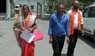 बेटे के साथ हुई गुंडागर्दी के खिलाफ महिला पहुंची थाना, शिकायत वापस लेने TI बना रहा दबाव, पीड़िता ने पुलिस अधीक्षक लगाई इंसाफ की गुहार