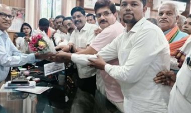 राजिम विधानसभा की सहकारी समितियों ने कलेक्टर को सौंपा ज्ञापन, धान खरीदी में सुखत को शून्य करने की उठी मांग