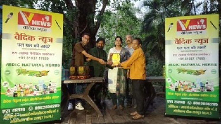 अंतरराष्ट्रीय मजदूर दिवस पर वैदिक ग्रुप की एम डी सैय्यद सलमा ने किया कामगार पुरुष महिलाओं का सम्मान