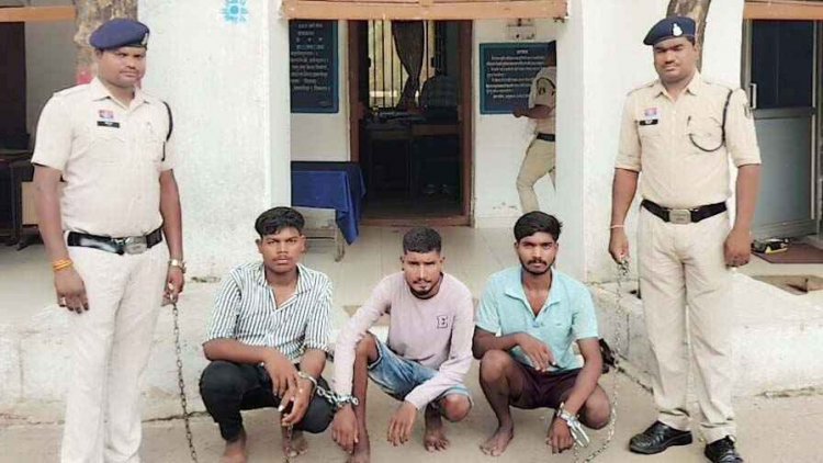 गाड़ी नहीं दी तो जला डाली, दोस्तों ने की अर्टिगा कार चोरी, बाद में शिवनाथ नदी किनारे लगाई आग, नाबालिग समेत चार आरोपी गिरफ्तार