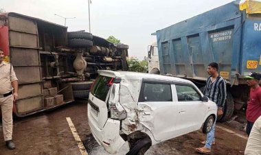 राजधानी के जोरा ब्रिज में बड़ा सड़क हादसा, तेज रफ्तार बस ने ट्रक को मारी जोरदार टक्कर, चपेट में आई पीछे से आ रही कार