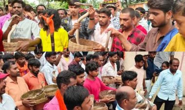 ऋषि पंचमी पर निकली सांपों की अद्भुत शोभायात्रा, बाबा भूतेश्वरनाथ की धर्मनगरी में आस्था का महाकुंभ, उमड़ा श्रद्धालुओं का सैलाब