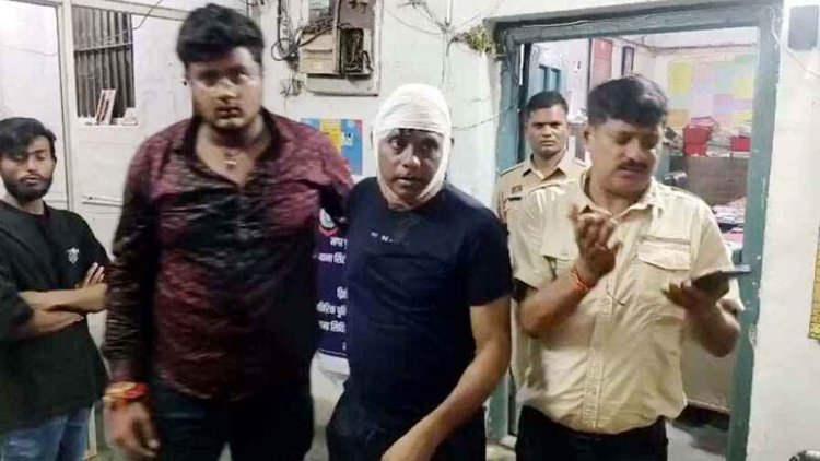 स्कूटी सवार युवकों की दबंगई, आरक्षक पर लोहे की रॉड से जानलेवा हमला, अस्पताल में भर्ती, तीन आरोपियों को किया गया गिरफ्तार