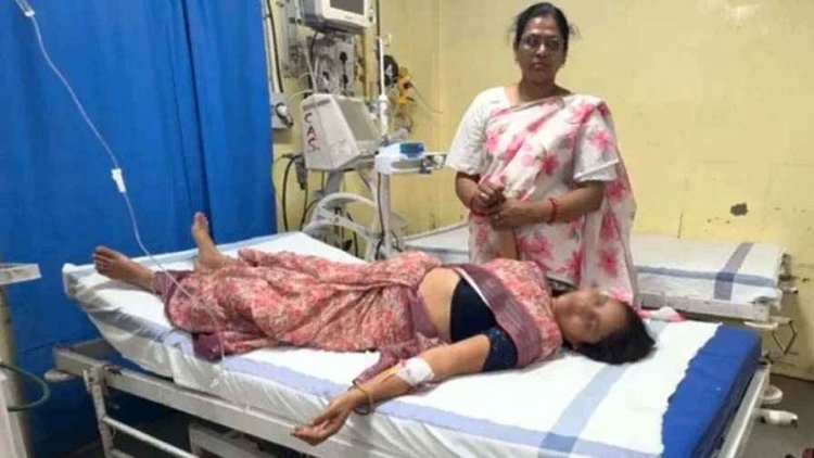 छत्तीसगढ़ के उपमुख्यमंत्री विजय शर्मा के घर के बाहर अनुकंपा नियुक्ति की मांग कर रही महिला ने पी लिया फिनाइल, अस्पताल में भर्ती
