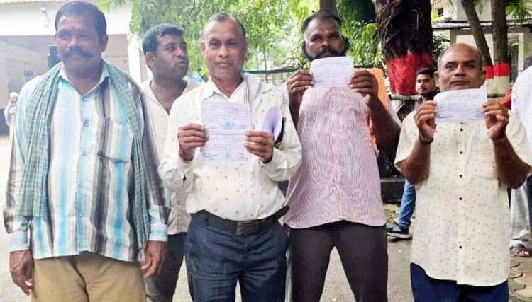 ग्राम पंचायत में मकान टैक्स के नाम पर लाखों की अवैध वसूली, ग्रामीणों ने लगाई कलेक्टर से गुहार, कठोर कार्रवाई और रकम वापसी की मांग