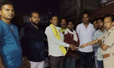 खेत पर फसल की रखवाली करने गए बुजुर्ग को हाथी ने कुचला, मृतक के परिजन को वन विभाग ने दी तात्कालिक सहायता राशि