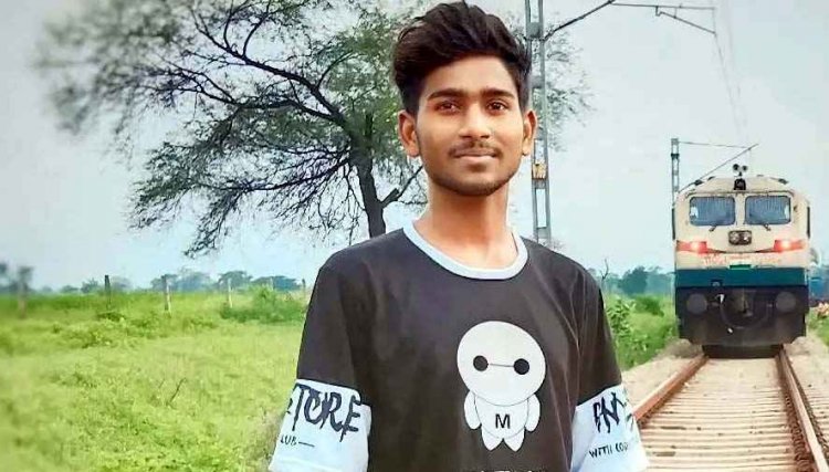 रास्ते के लिए मोबाइल मैप देखते हुए हुआ हादसा, ट्रेलर ने बाइक सवार छात्र को मारी टक्कर, गुस्साए लोगों ने किया चक्काजाम, ग्रामीणों में शोक के साथ आक्रोश