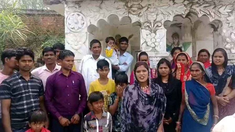 बीजेपी के पूर्व एल्डरमैन के घर घुसकर हमला, कई घायल, वीडियो वायरल, इधर थाने में नशे में धुत आरक्षक पर महिलाओं से दुर्व्यवहार का आरोप