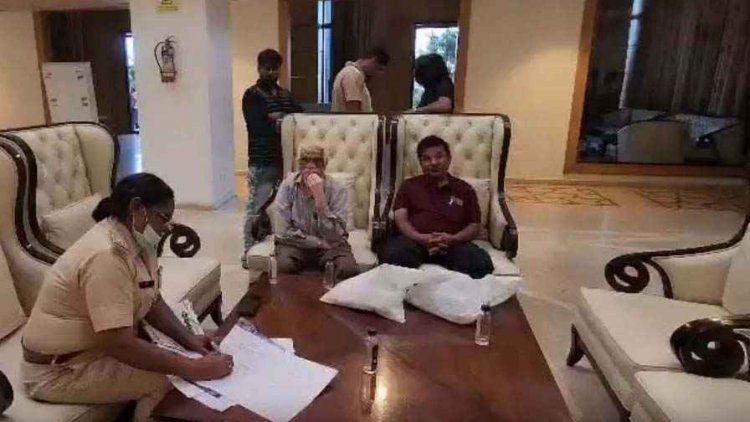 युवक ने होटल के कमरे में लगाई फांसी!, शव के पास से गोलियों के खाली पत्ते और सुसाइड नोट भी बरामद, जांच में जुटी पुलिस
