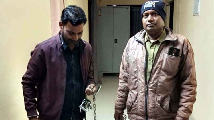 गरियाबंद जिले में राष्ट्रपिता महात्मा गांधी की मूर्ति खंडित करने से मचा बवाल, ग्रामीणों में आक्रोश, पुलिस ने आरोपी को किया गिरफ्तार