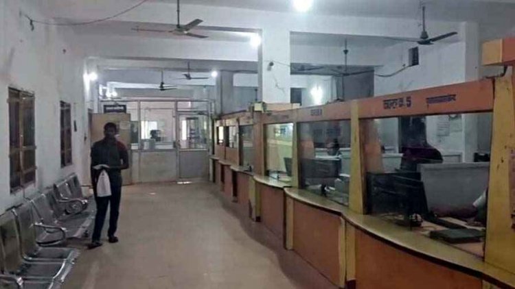 सहकारी बैंक में बड़ा घोटाला, शाखा प्रबंधक पर मृत व्यक्ति के खाते से करोड़ों का लेनदेन का लगा गंभीर आरोप, जांच कमेटी गठित