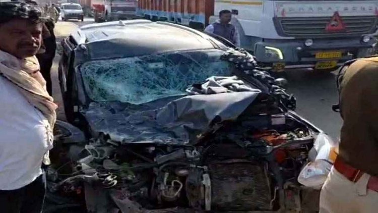 नेशनल हाइवे में डीजल टैंकर से तेज रफ्तार कार को जोरदार टक्कर, एक की मौत, 2 महिला समेत 4 घायल, ओवरटेक करने के चक्कर में हादसा