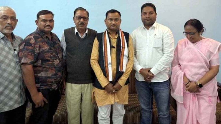 शंकराचार्य जी का अपमान सनातनी परंपराओं पर आघात -महंत, सत्ता के अहंकार में डूबी भाजपा सरकार माफी मांगे- सुखचंद बेसरा