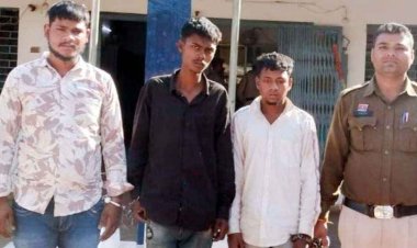 उधारी के पैसे मांगने पहुंचे घर, नहीं लौटाने पर धारदार हथियार से जानलेवा हमला, कुछ ही घंटों के भीतर 1 नाबालिग समेत 4 आरोपी गिरफ्तार, स्कूटी जब्त