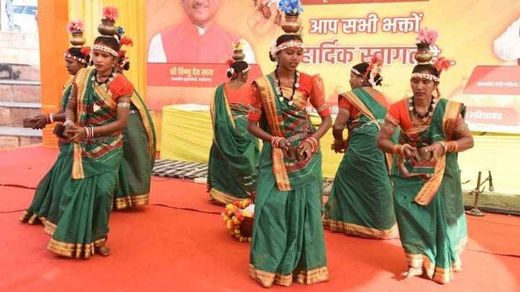 स्वाति मिश्रा के भजनों से भक्तिमय हुआ राजिम कुंभ कल्प, उमड़ा जनसैलाब, शिल्पा सिंह कत्थक नृत्य और संतोष घोरबंधे के लोक कलामंच की होगी प्रस्तुति