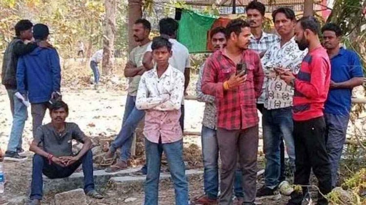 घर के आंगन में खेलते-खेलते गई मासूम की जान, खौलती दाल गिरने से दो साल की झुलसी बच्ची, इलाज के दौरान तोड़ा दम, परिजनों में पसरा मातम