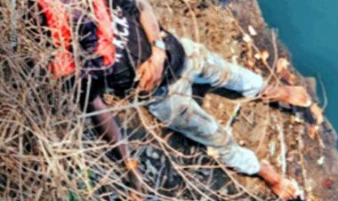 कमरे से आई लड़ने की आवाज, कुछ देर बाद प्रेमी-प्रेमिका की संदिग्ध हालत में मिली  लाश, इधर खदान में युवक का शव मिलने से इलाके में फैली सनसनी