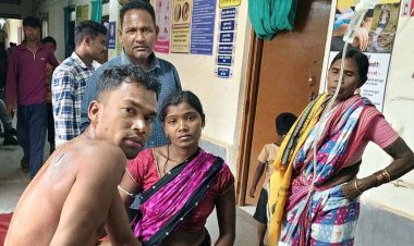 आकाशीय बिजली गिरने की भयावह घटना, चपेट में आया पेड़ के नीचे मोबाइल देख रहा युवक, नहीं मिली  एंबुलेंस, प्राइवेट वाहन से पहुंचाया अस्पताल