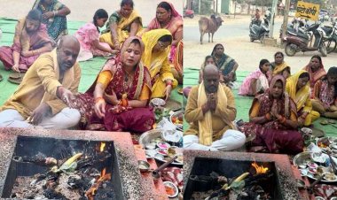 महाअष्टमी पर गरियाबंद में आस्था का सैलाब, मंदिरों में उमड़ी भीड़, मां महागौरी की पूजा में जुटे श्रद्धालु, हवन-पूजन से गूंजा शहर, चरम पर नवरात्रि का उल्लास