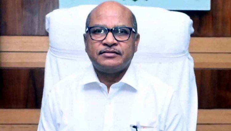 कलेक्टर ने गरियाबंद के 5 तहसीलदारों के कार्यक्षेत्र में बदलाव का लिया बड़ा फैसला, मयंक अग्रवाल छुरा रवाना, डिम्पल ध्रुव को मिली राजिम की जिम्मेदारी