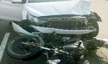 नवापारा क्षेत्र में तेज रफ्तार कार ने बाइक को मारी जोरदार टक्कर, युवक की इलाज के दौरान मौत, पुलिस ने आरोपी चालक के खिलाड़ किया केस दर्ज