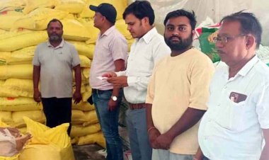 खाद की ब्लैक कमाई पर कृषि विभाग का व्हाइट छापा,गरियाबंद के 6 केंद्रों को मिला नियमों के उल्लंघन का प्रसाद, इधर हटाए गए वरिष्ठ कृषि अधिकारी