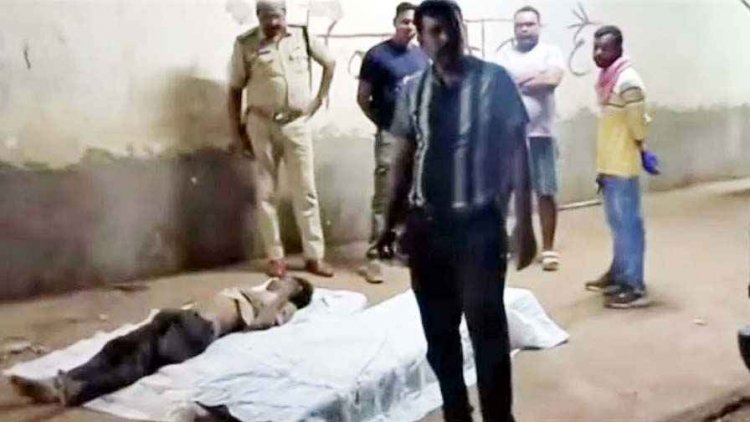 धमतरी बस स्टैंड के पास शराबी युवक की संदिग्ध मौत, इलाके में मचा हड़कंप, हादसा या कुछ और?, जांच में जुटी पुलिस, पोस्टमार्टम रिपोर्ट का इन्तेजार