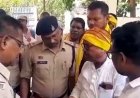 सोशल मीडिया में अभद्र टिप्पणी का विरोध, जमकर प्रदर्शन, सड़क पर उतरा सर्व आदिवासी समाज, धमतरी कोतवाली का किया घेराव, कार्रवाई की मांग तेज