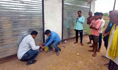 कालाबाजारी रोकने प्रशासन की बड़ी कार्रवाई, देवभोग-मैनपुर के 4 बीज केंद्रों पर छापा, 666 बैग धान बीज की बिक्री पर 10 दिन की रोक, मचा हड़कंप