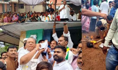 कांग्रेस कार्यकर्ताओं और सैकड़ों ग्रामीणों ने रैली निकालकर नगर पंचायत कार्यालय कोपरा का घेराव, जमकर नारेबाजी, कलेक्टर के नाम सौंपा ज्ञापन