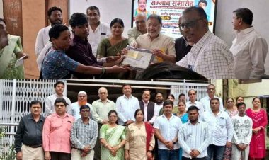 पी एल वाय हिन्दू हाई स्कूल में सम्मान समारोह का आयोजन, मेघावी छात्र-छात्राओं को विधायक सुनील सोनी द्वारा प्रशस्ति पत्र एवं सम्मान राशि प्रदत्त