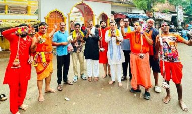 सावन के अंतिम रविवार भूतेश्वरनाथ धाम में गूंजी सेवा की मिसाल, क्लोज फ्रेंड ग्रुप मॉर्निंग क्लब ने कराया भंडारा, उमड़ा आस्था का सैलाब