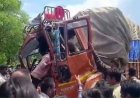 ट्रक और मेटाडोर की आमने-सामने जोरदार टक्कर, ड्राइवर और खलासी की हालत नाजुक, अस्पताल में चल रहा इलाज, सड़क पर लगा लंबा जाम