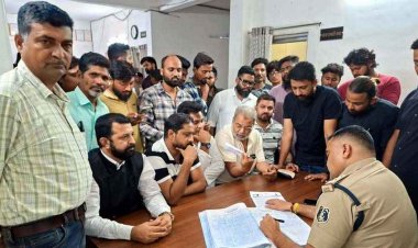 स्कूल में कथित आपत्तिजनक बयान पर बवाल, प्राचार्य और प्रबंधन की भूमिका पर उठे सवाल, FIR दर्ज कराने हुसैनी सेना ने देवेंद्र नगर थाने का किया घेराव
