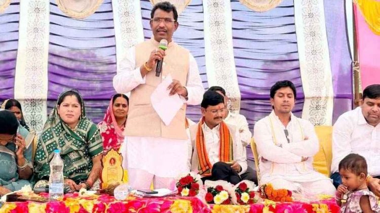 घोघरा में विकास की नई तस्वीर, सीसी रोड और सामुदायिक भवन का लोकार्पण, MLA रोहित साहू - ग्रामीण क्षेत्रों का विकास सरकार की सर्वोच्च प्राथमिकता
