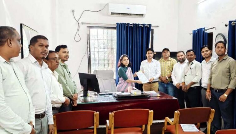 कृषि फसल सर्वेक्षण कार्य से मुक्त रखने अपर कलेक्टर को सौंपा ज्ञापन, राजस्व निरीक्षक संघ के बाद अब ग्रामीण कृषि विस्तार अधिकारी संघ का बहिष्कार