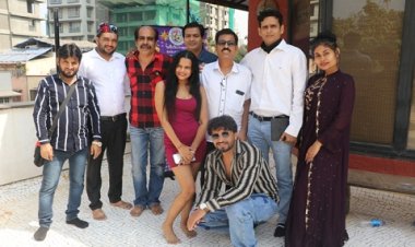 भजन सम्राट अनूप जलोटा ने रिलीज किया निर्माता और निर्देशक राज हिन्दसन का छठ गीत "उठा हे सुरुज देव " 