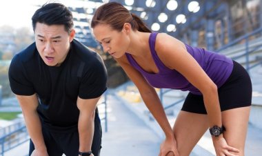 सीढ़ियां चढ़ते ही फूलने लगती है आपकी सांस, यह किस बीमारी का संकेत, यहां जानें