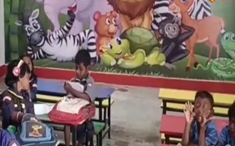 शिक्षिका फिरोजा ने बदली सरकारी स्कूल की तस्वीर, कॉन्वेंट स्कूल को दे रहा मात